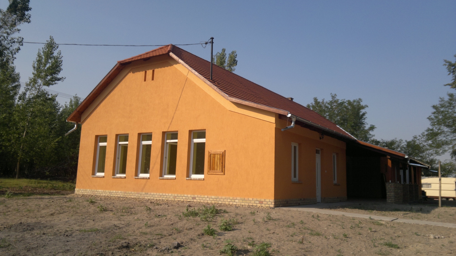 Erdei Iskola felújítása Nyársapáton